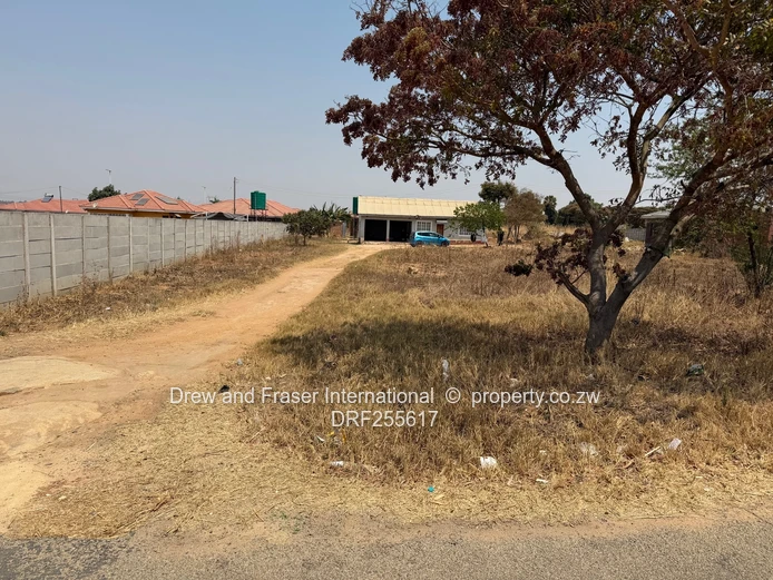 2-Bed cottage on 2000m² with Garage Zimre Park for sale $68k