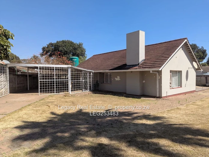 Avonlea, Harare West - 3-Bed Home with Fenced Pool