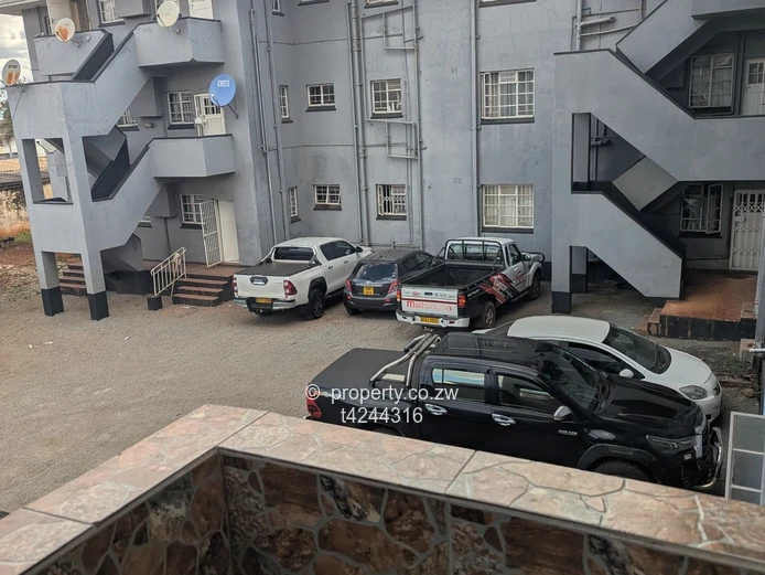 Belvedere Show ground 2 bedroom flat to rent 