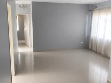 3 Bedroom Flat & Apartment