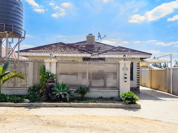 4 Bedroom House