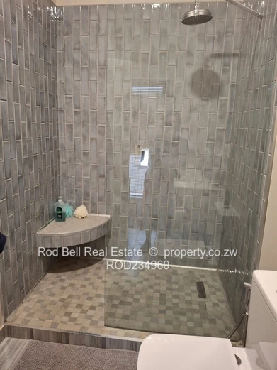 Chisipite 2-Bed Townhouse — Pool, Garden & Balcony