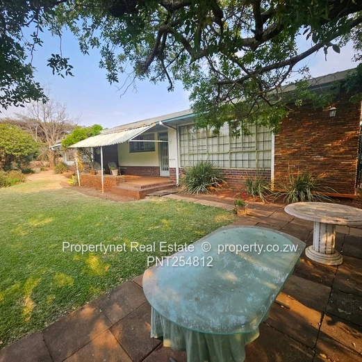 The Good Old Alex Park – Classic Family Home