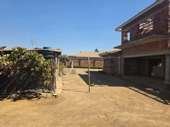 6 Bedroom House