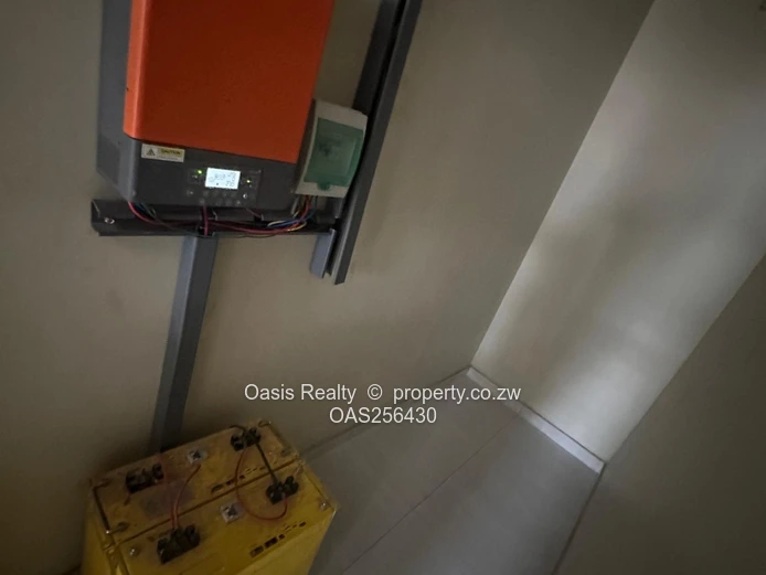 Neat Home To Let  In A Secure Community  (Sole Mandate)