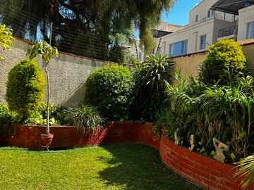 3 Bedroom Flat & Apartment