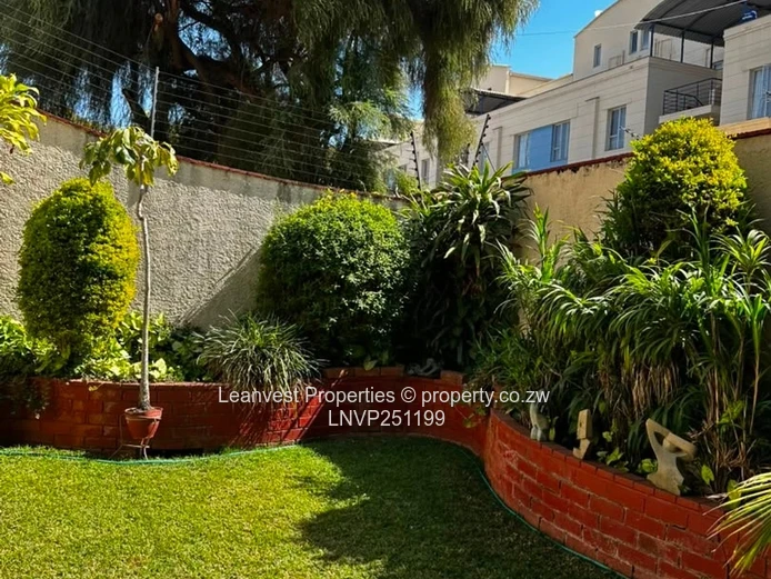 Harare Upper Avenues Neat Duplex Garden Flat For Sale