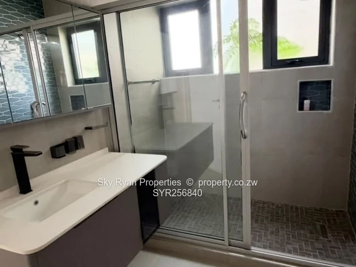 *For Sale: 1-Bed Ground Floor Apartment | Borrowdale Millennium Heights
