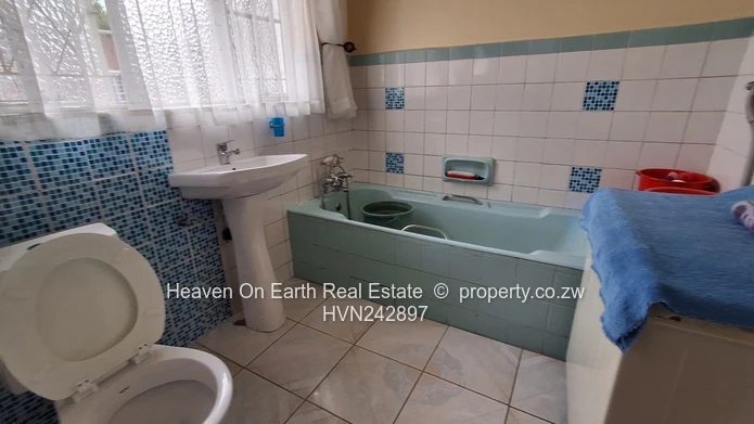 Beautiful 3 beds house