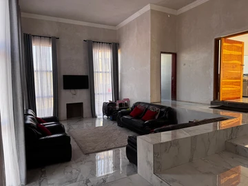 7 Bedroom House