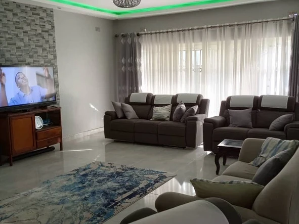 4 Bedroom Garden Flat