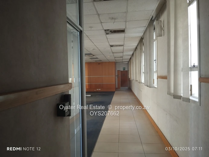 Office Space in a Prestigeous Building (Sole Mandate)