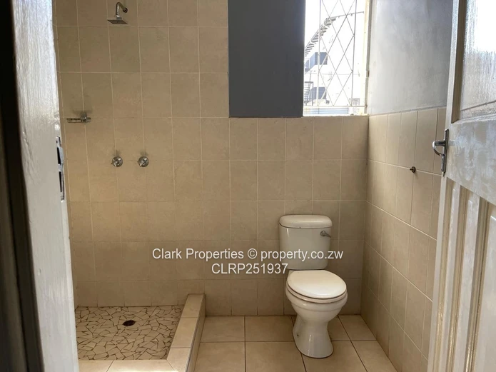 Commercial Property in the Avenues!