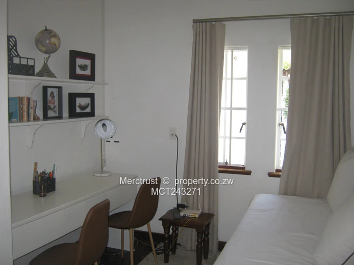 Lovely home on 3 acres! (Sole Mandate)