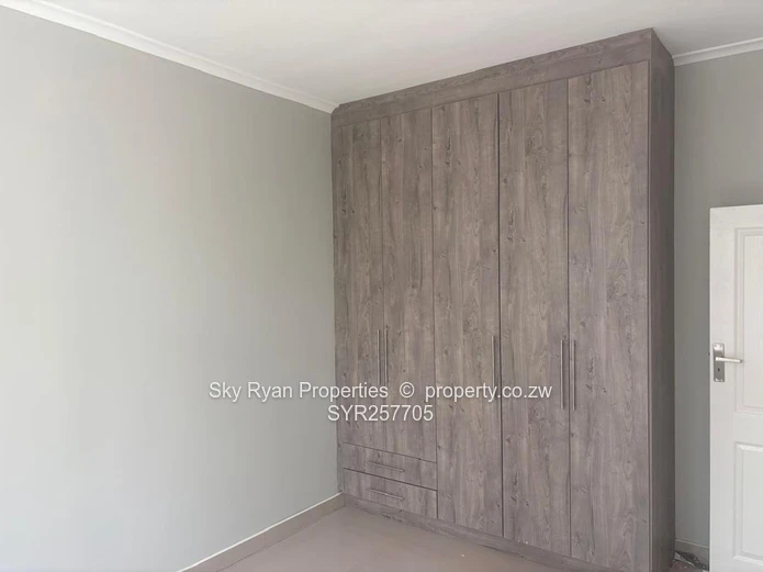 *TO LET: Arlington Cluster – Available NOW*