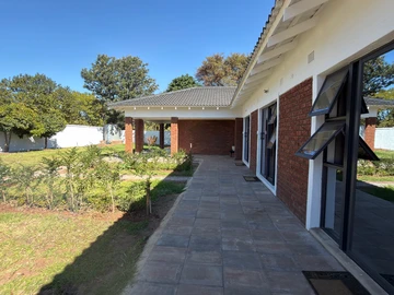 7 Bedroom House