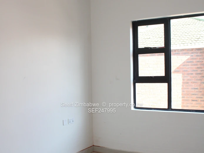 Four newly built units in Bluff hill.