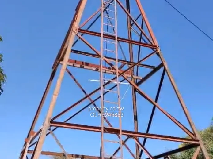 70ha Kwekwe Land - Access Control & Subdivision Potential