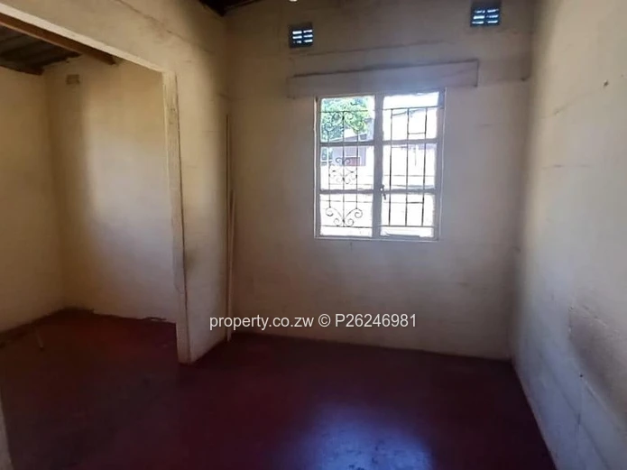 A two bedroomed corehouse to let in Glenorah Surbub