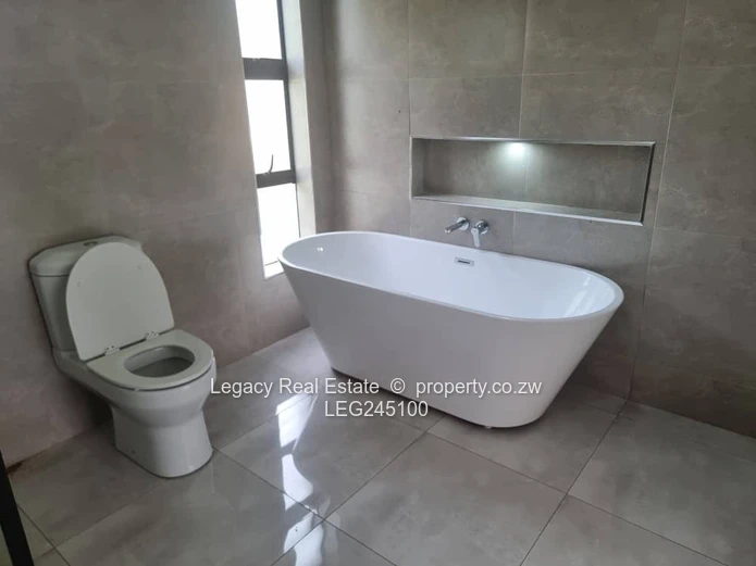 Exquisitely Renovated Home In Prime Mandara