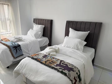 4 Unit Townhouse Complex