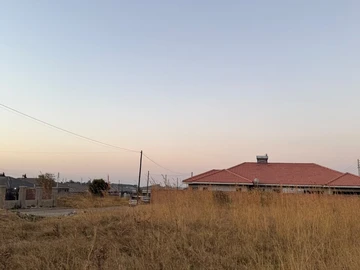 Stands & Residential Land