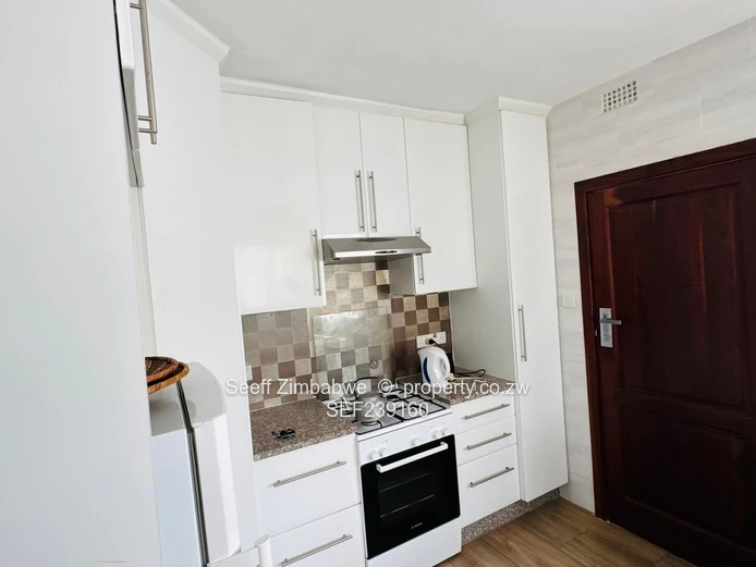 3-Bedroom Beauty in Upper Hillside: Also suitable for Commercial use! (Sole Mandate)