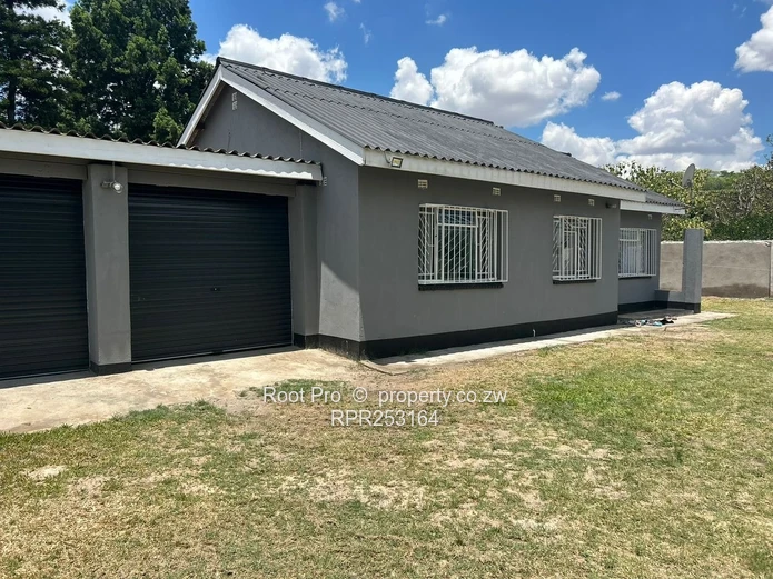 Waterfalls Commercial property to let (Sole Mandate)