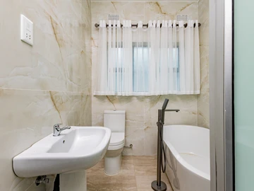 3 Bedroom Garden Flat