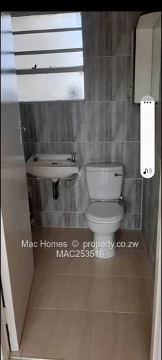 1 Bedroom Flat For Sale - Avenues