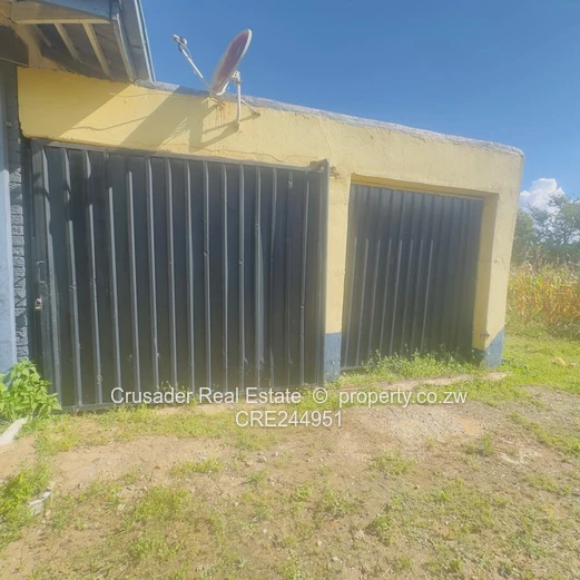 A 3 bedroomed house  located in Marimba to rent 