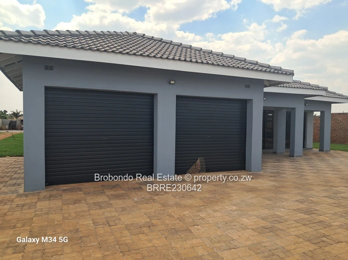 5 bed house for sale in Mt Pleasant Heights recently built. 