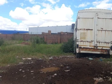 Commercial & Industrial Land