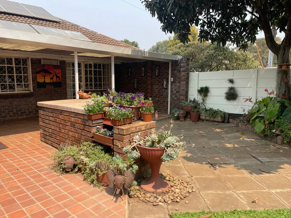 3 Bedroom Garden Flat