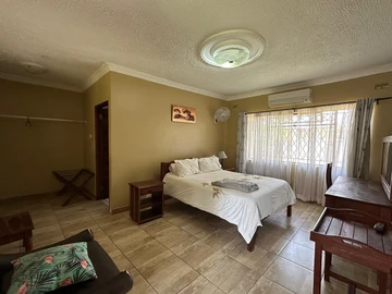 8 Bedroom House
