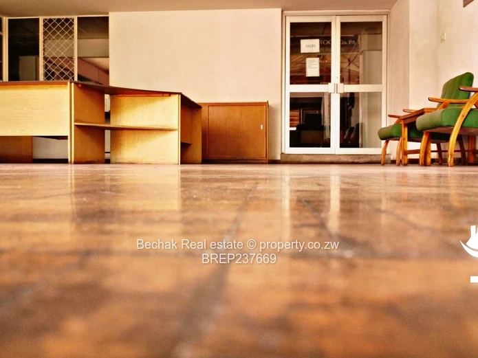 Warehouse and workshop for sale in Belmont 