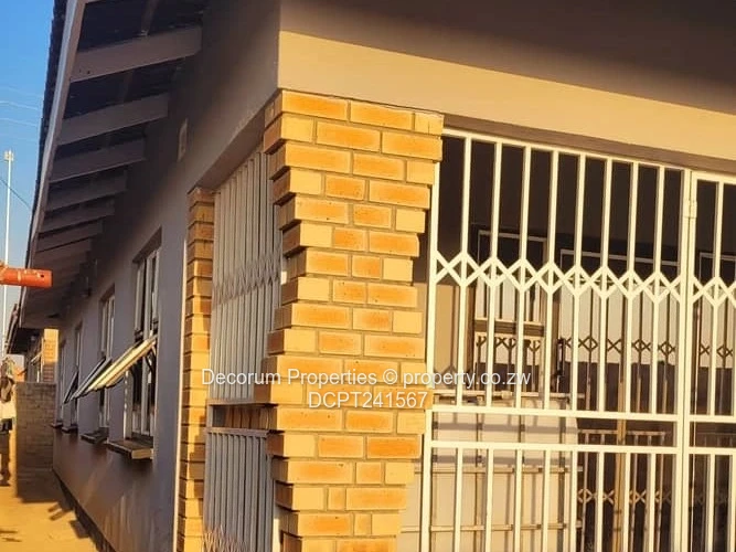 Modern 3-Bed House in Fidelity - Walled, Fitted Kitchen, En-Suite