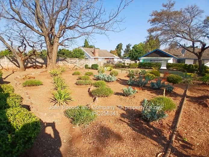 A Well Located Family Home! (Sole Mandate)