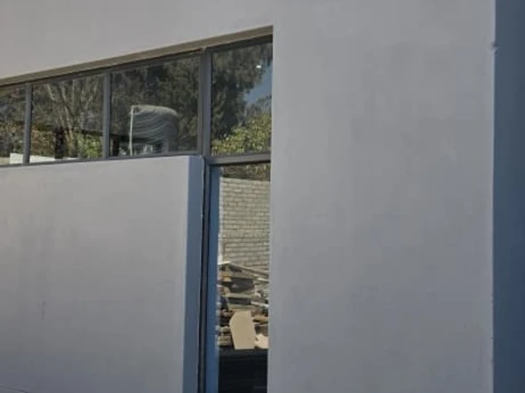 3 Bedroom Flat & Apartment