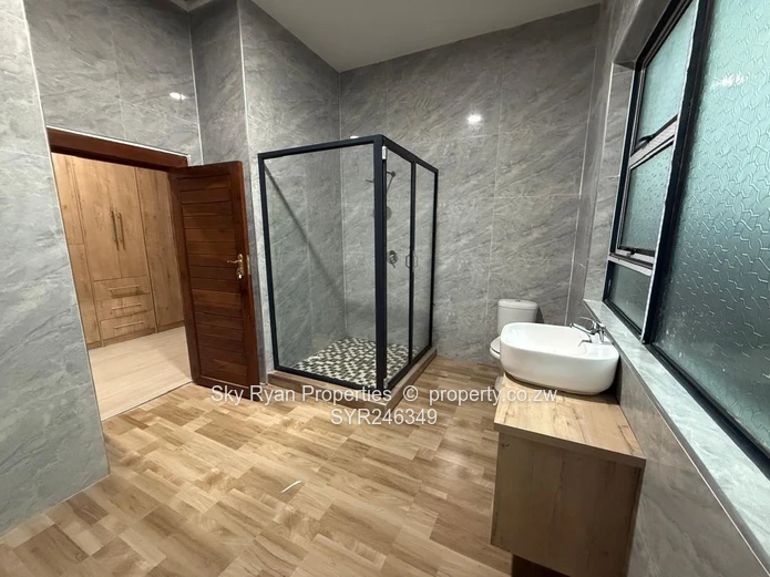 Arlington House To Let
