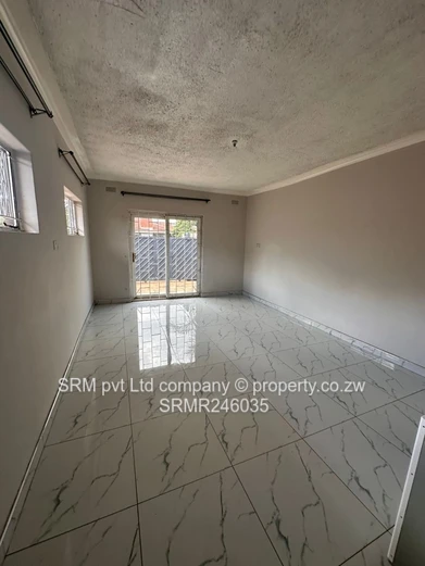 Neat 3 bedroomed house to let in Bloomingdale