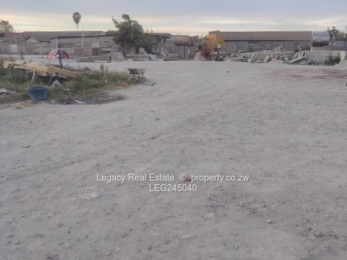 Warehouse To Let In Waterfalls Industrial Park