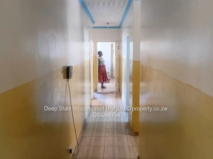 Chitungwiza Unit B House For Sale