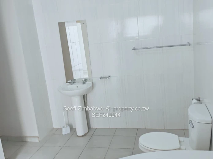 Selbourne Park | BULAWAYO Modern Family Home – Corner Stand