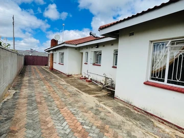 4 Bedroom Townhouse Complex