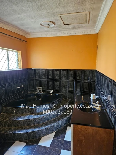 A beautiful, spacious home for sale in Philadelphia 