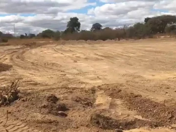 Commercial & Industrial Land