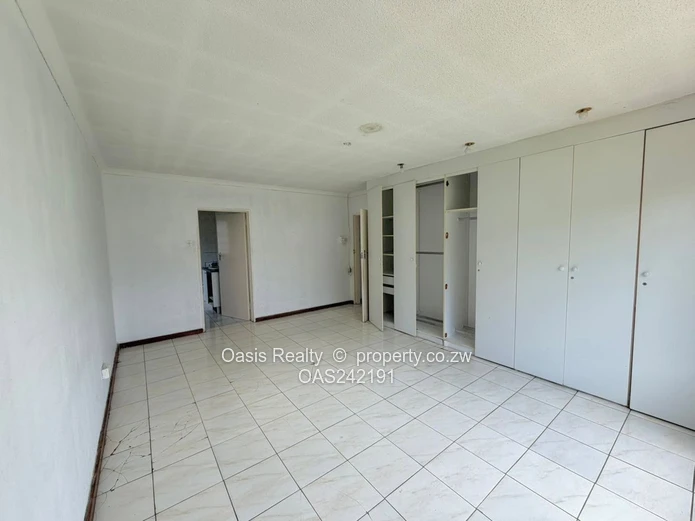 Prime Westgate Family Home – Spacious 1,300 sqm Stand with Exceptional Expansion Potential