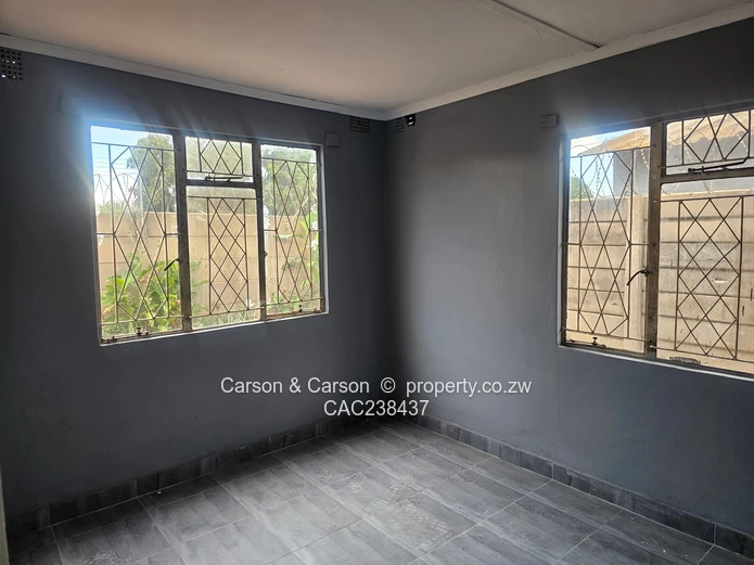 House to rent in Glen View 3