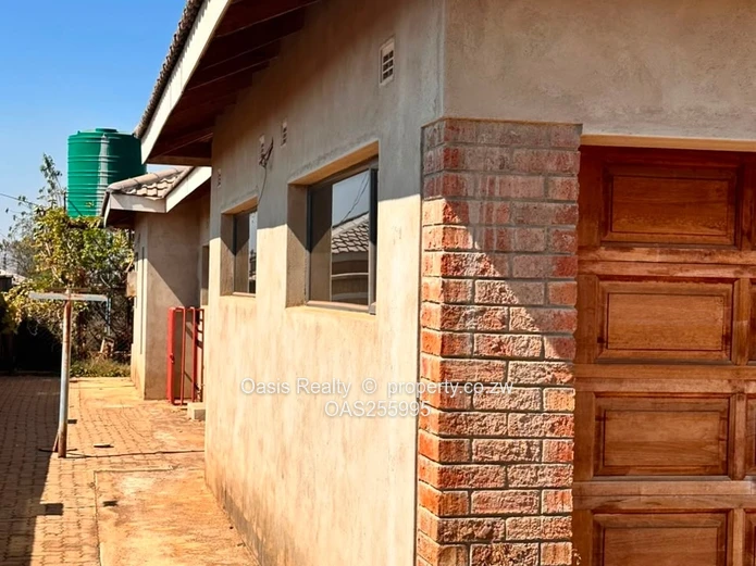 Property For Sale | Emhlangeni, Bulawayo